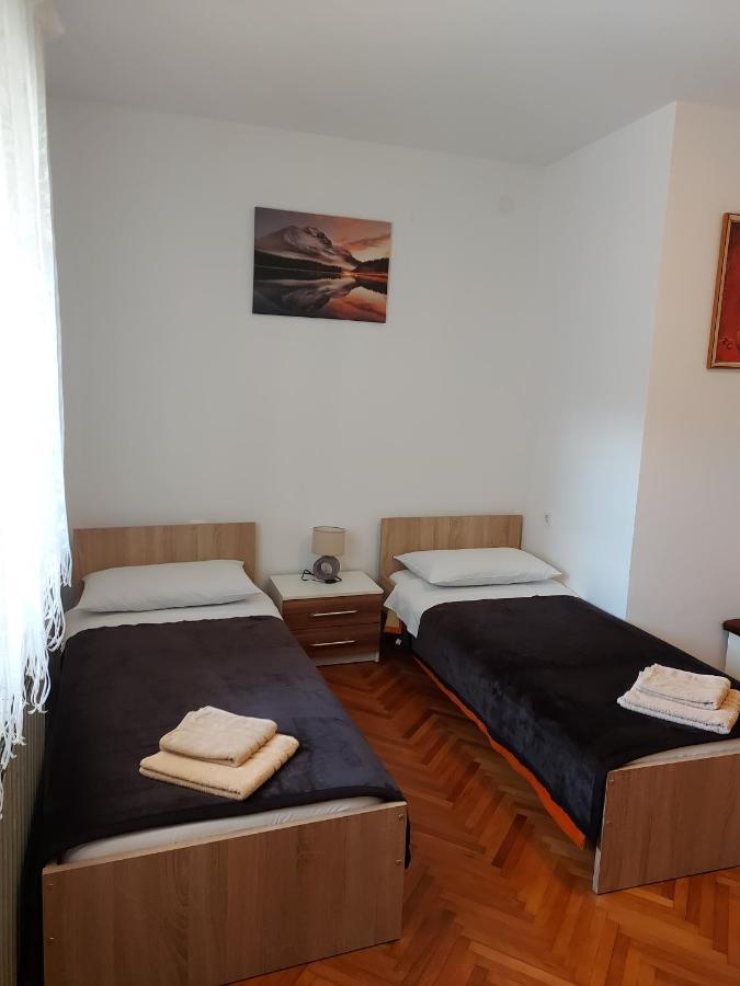 Elena Rooms Pasjak Exteriör bild