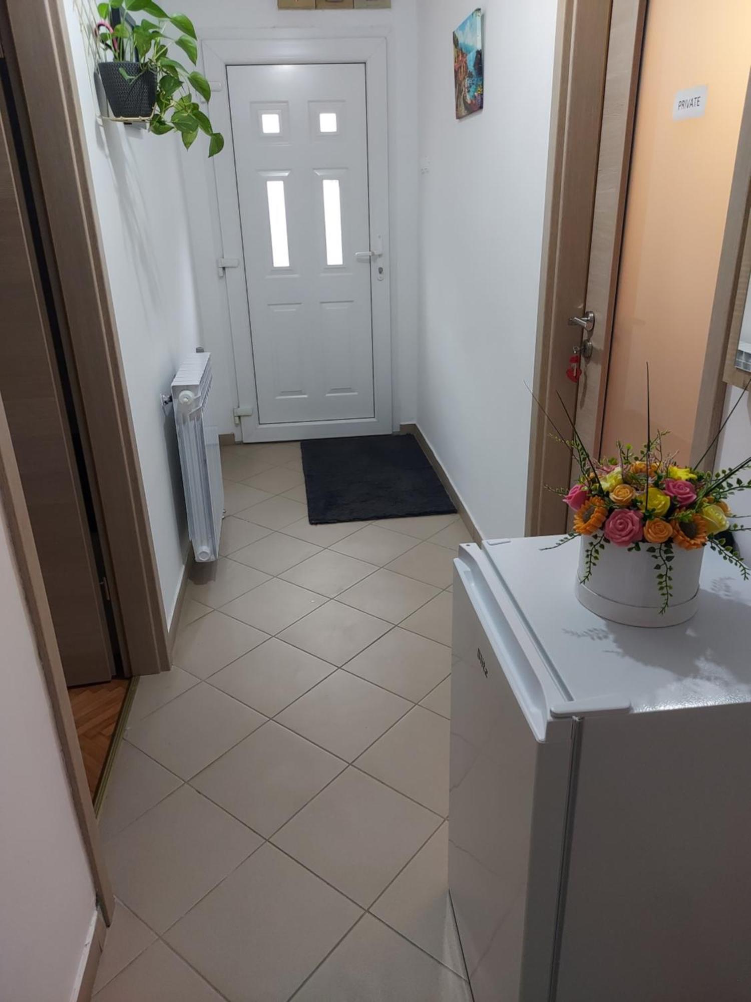 Elena Rooms Pasjak Exteriör bild